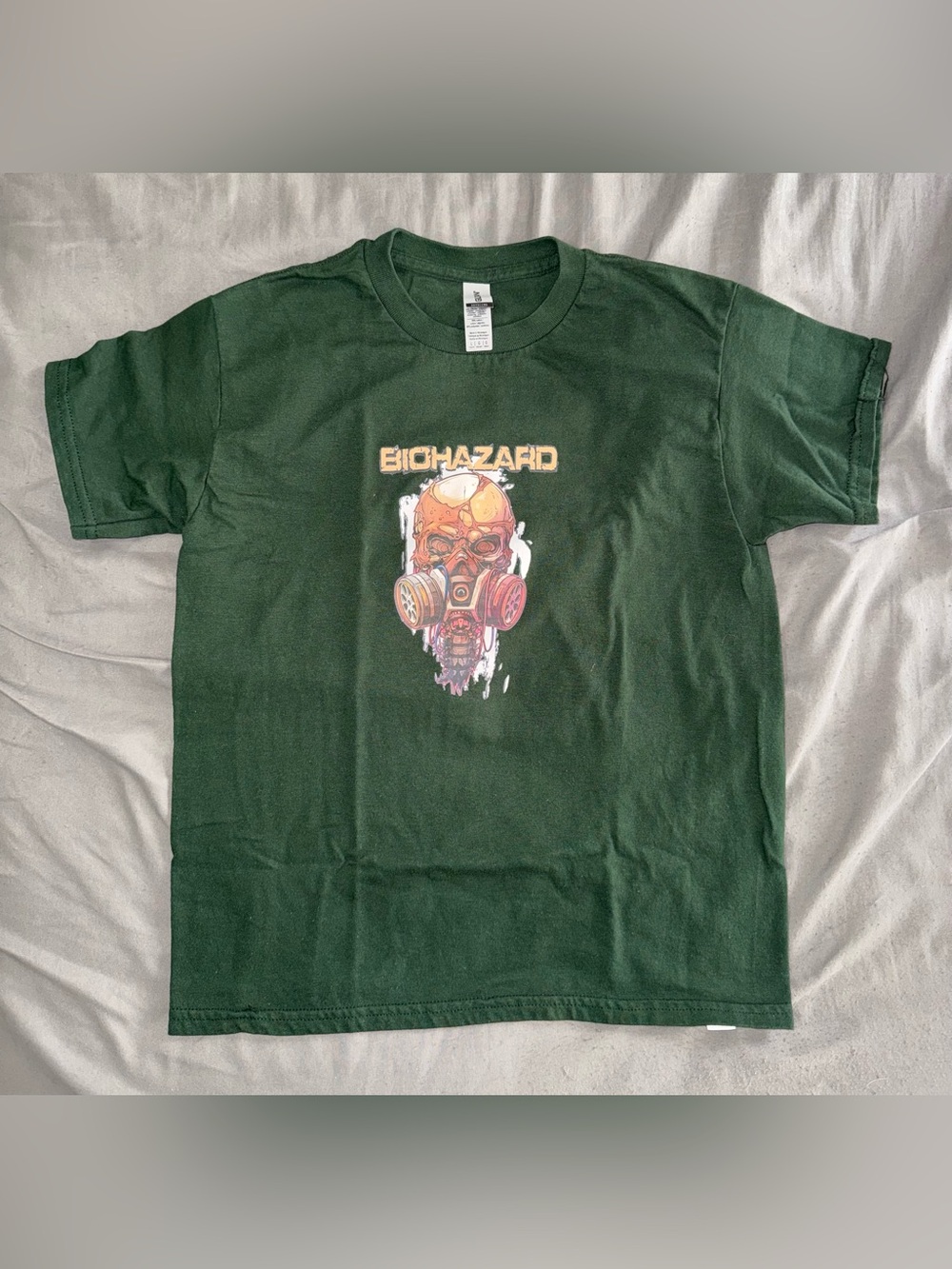 Biohazard Gas Mask Graphic T Shirt Youth Large Green Gildan DryBlend Skull